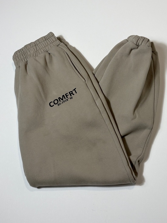 Comfrt Pants - COMFRT Logo Relaxed Jogger Sweatpants - Taupe